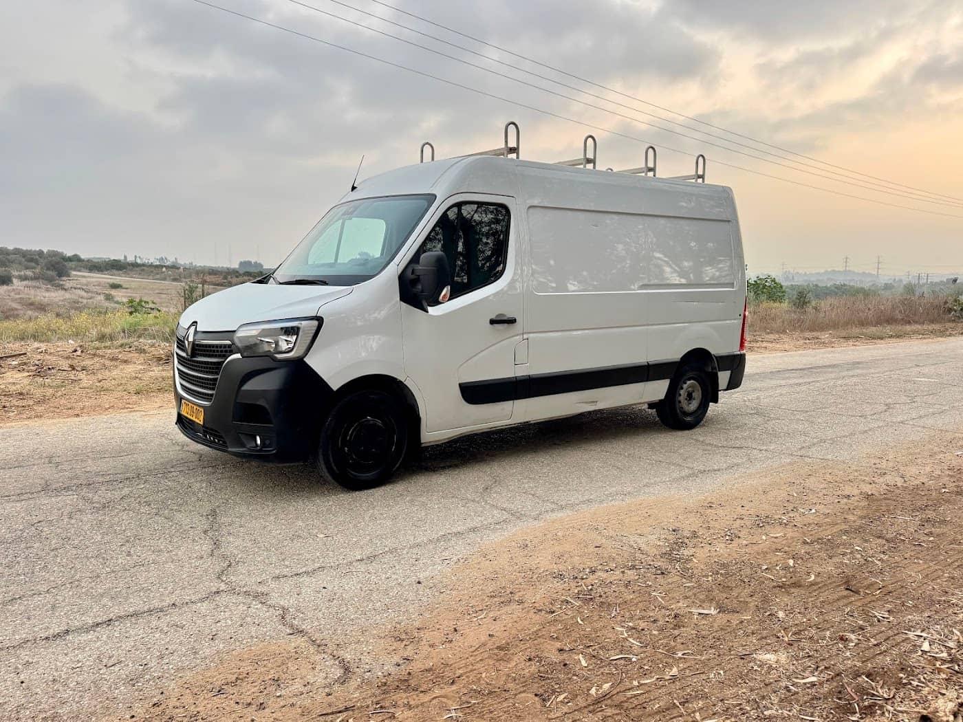 רנו מאסטר 2022